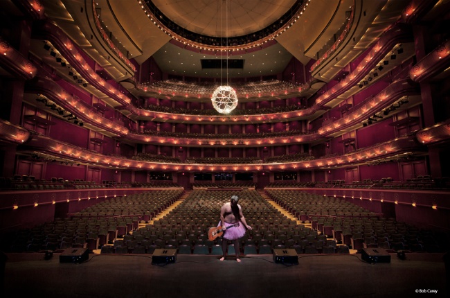 Боб Кэри - пошел на все, чтобы его жена улыбалась