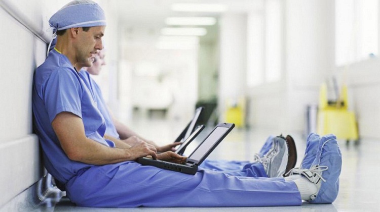 Доктора умирают по-другому 