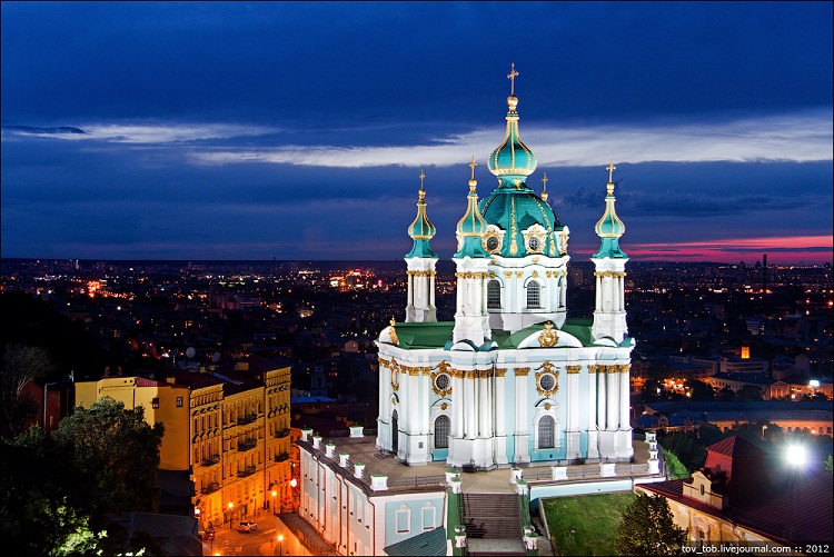 Приглашаем детей в предновогодний Киев
