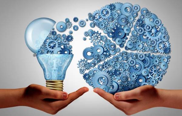 Елена Левченко