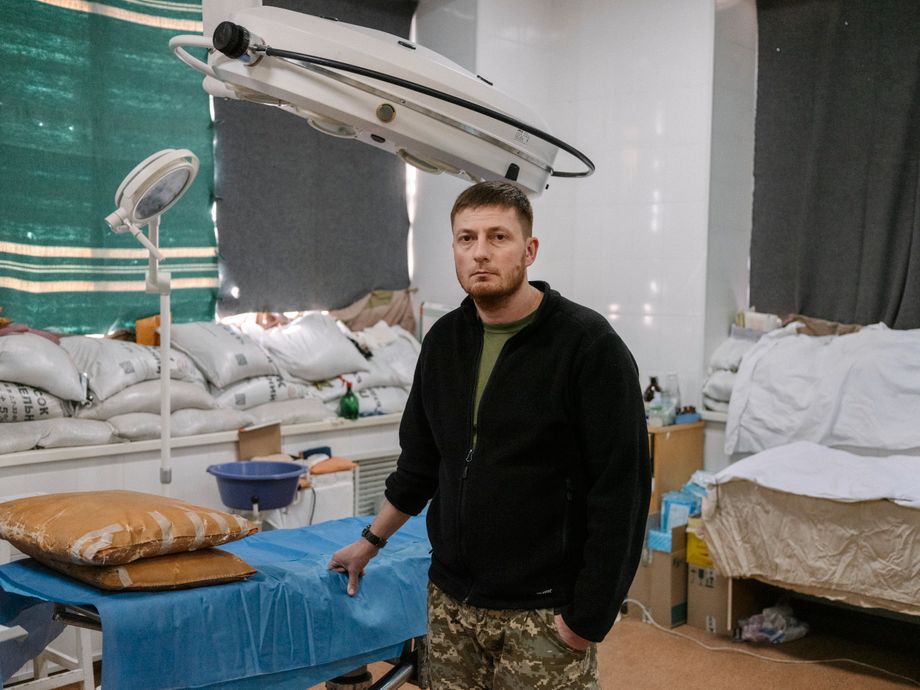 Виктор Писанко возглавляет военный госпиталь в Запорожье.